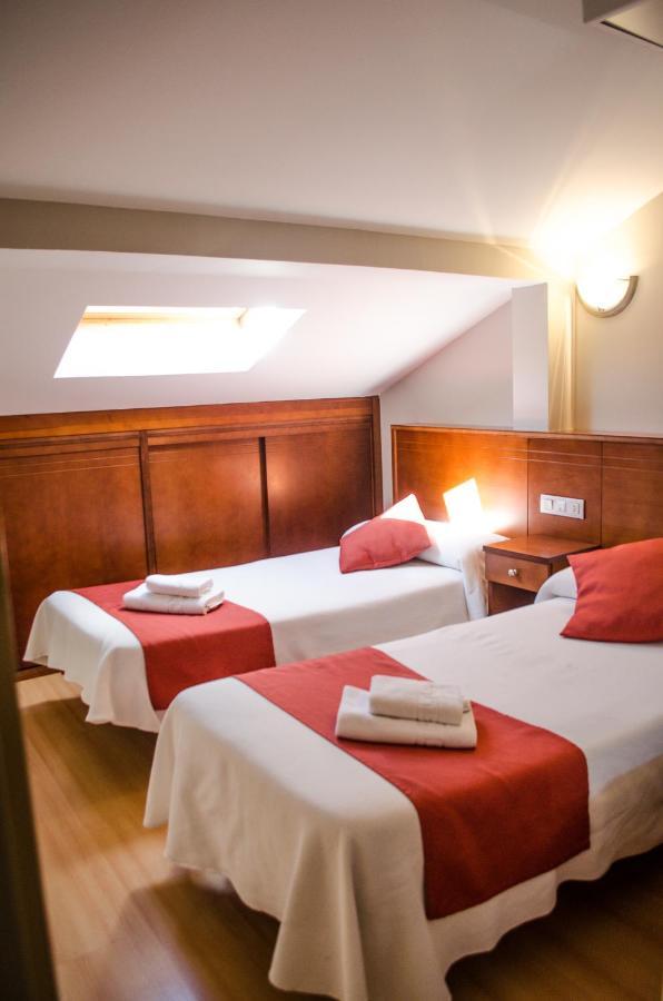 Hotel Jaques Jaca Zewnętrze zdjęcie